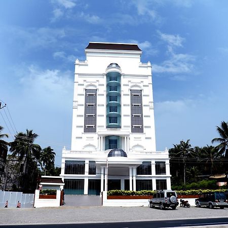 Hotel Karthika Park Kazhakuttam Eksteriør bilde