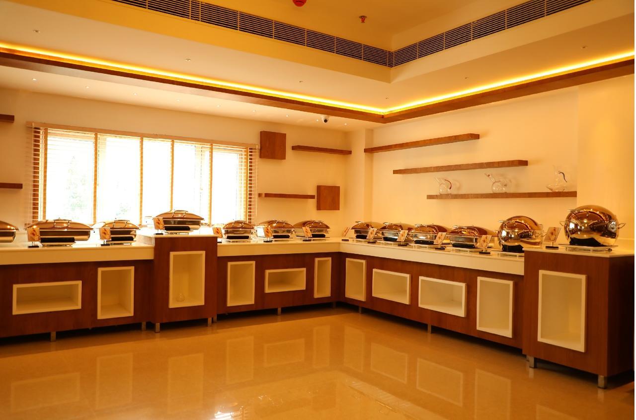 Hotel Karthika Park Kazhakuttam Eksteriør bilde