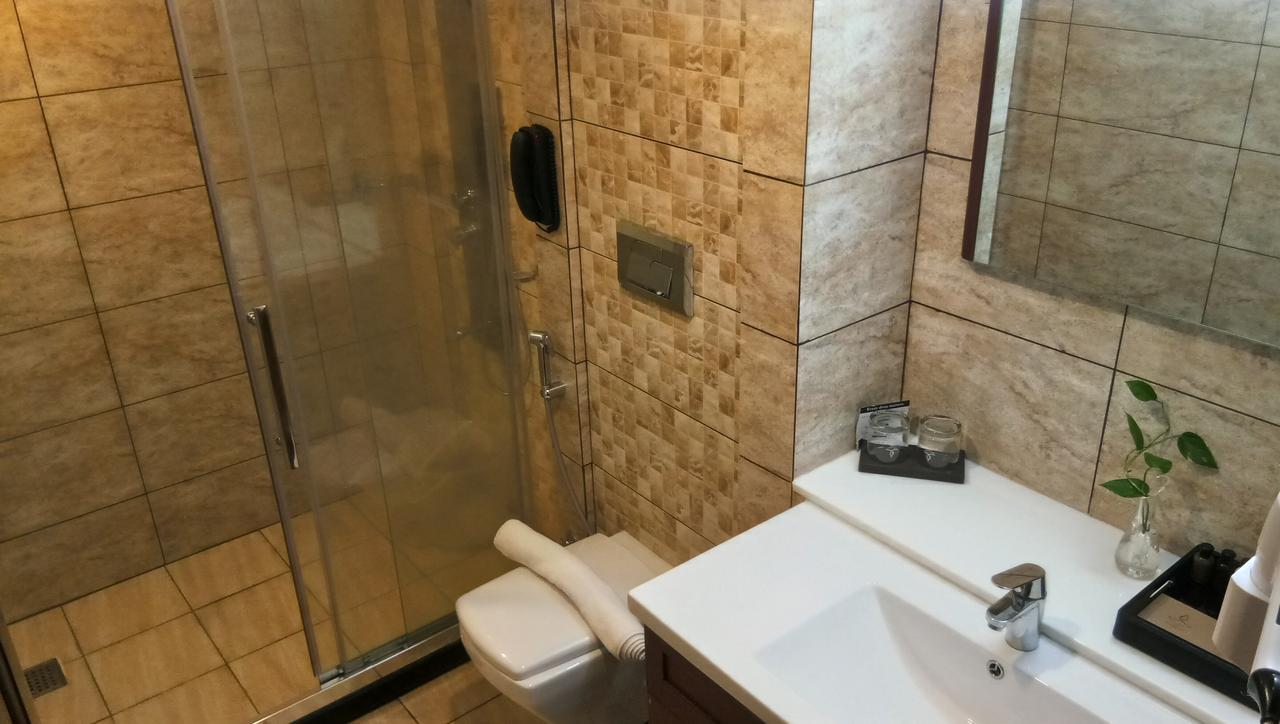Hotel Karthika Park Kazhakuttam Eksteriør bilde